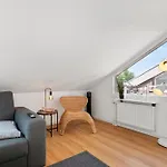 Backhome - Business&family - Parken, 3-zimmer, Smarttv, Balkon, Waschmaschine, Ruhige Stadtrand-lage, Netflix, 60qm, 24h Checkin 公寓 路德维希堡