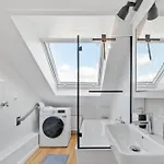 公寓 Backhome - Business&family - Parken, 3-zimmer, Smarttv, Balkon, Waschmaschine, Ruhige Stadtrand-lage, Netflix, 60qm, 24h Checkin