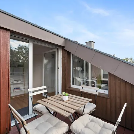 Backhome - Business&family - Parken, 3-zimmer, Smarttv, Balkon, Waschmaschine, Ruhige Stadtrand-lage, Netflix, 60qm, 24h Checkin Ludwigsburg