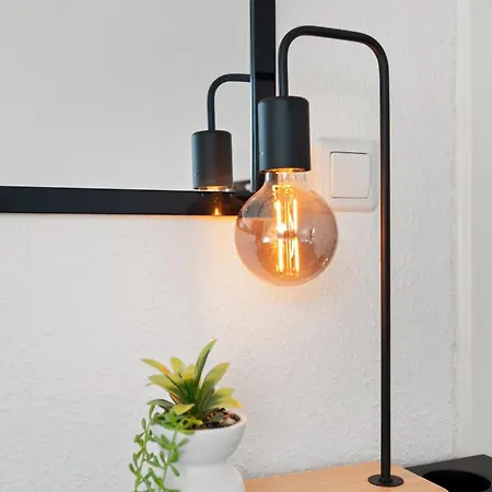 Backhome - Business&family - Parken, 3-zimmer, Smarttv, Balkon, Waschmaschine, Ruhige Stadtrand-lage, Netflix, 60qm, 24h Checkin Daire Ludwigsburg