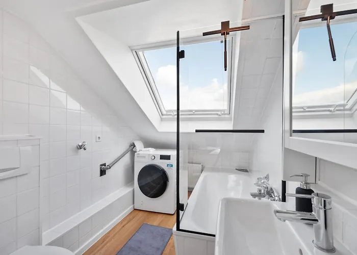 Apartament Backhome - Business&family - Parken, 3-zimmer, Smarttv, Balkon, Waschmaschine, Ruhige Stadtrand-lage, Netflix, 60qm, 24h Checkin *