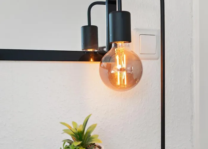 Backhome - Business&family - Parken, 3-zimmer, Smarttv, Balkon, Waschmaschine, Ruhige Stadtrand-lage, Netflix, 60qm, 24h Checkin Apartament Ludwigsburg